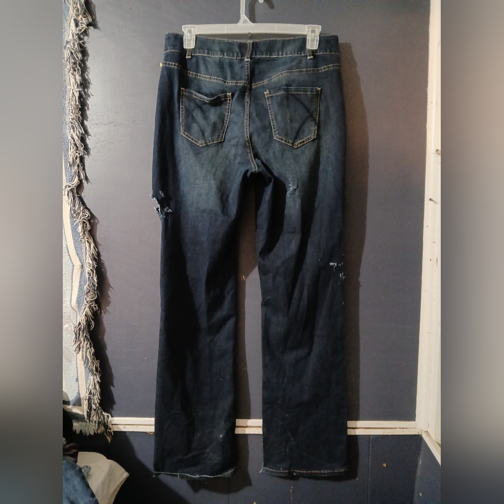 GUC Lane Bryant Distressed Dark Wash Women's Distressed Blue Jeans Size 14 Long - Picture 4 of 8